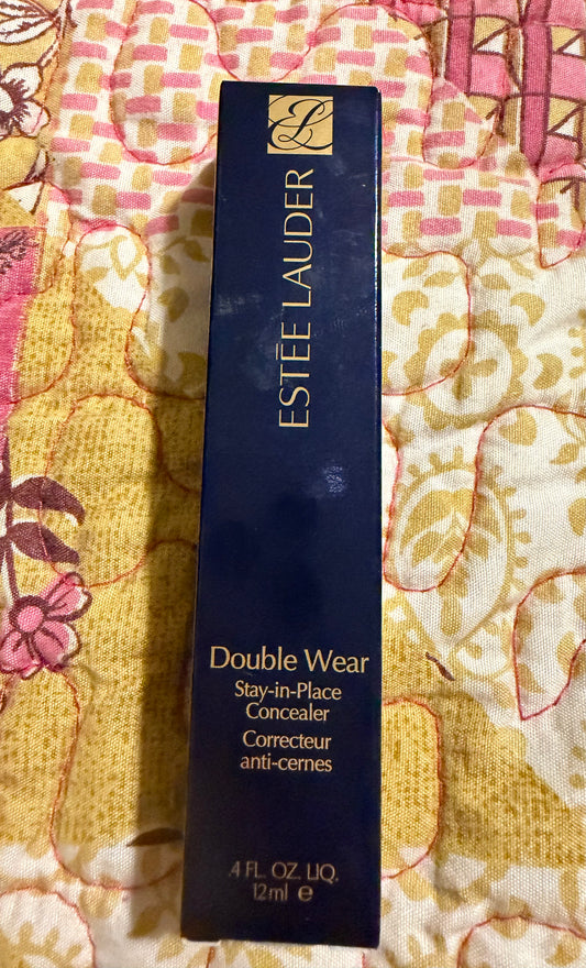 Estée Lauder double wear concealer